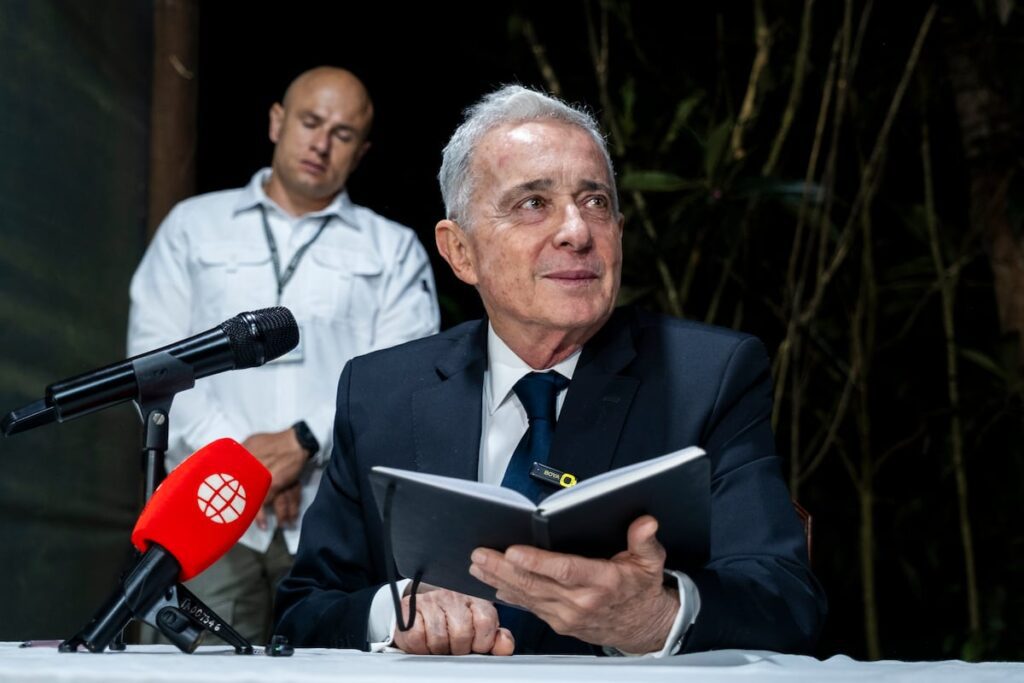 Álvaro Uribe: Un repaso a sus mil vidas políticas
