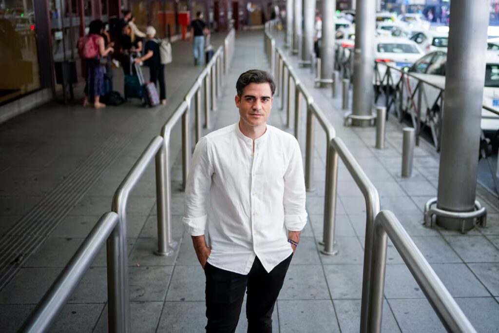 Ángel Milagro: El ingeniero español que llevará a mil personas a la Luna en 2040