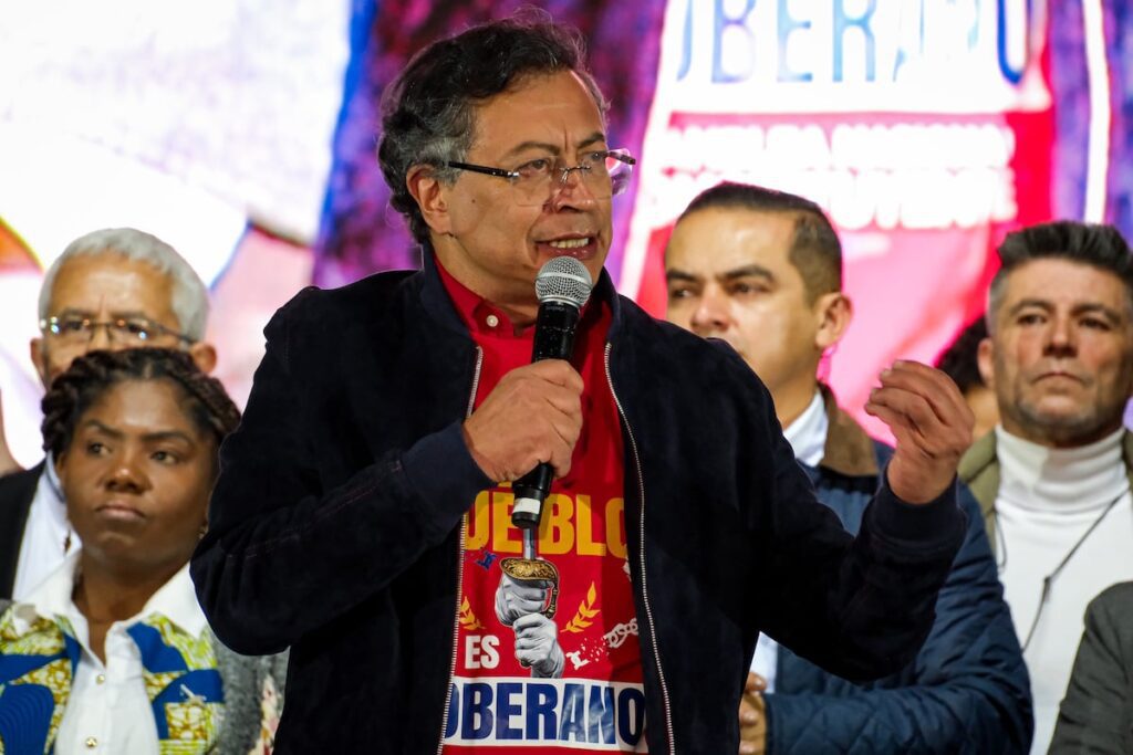Petro denuncia: 'EE. UU. elige a la mafia como aliado en Colombia'