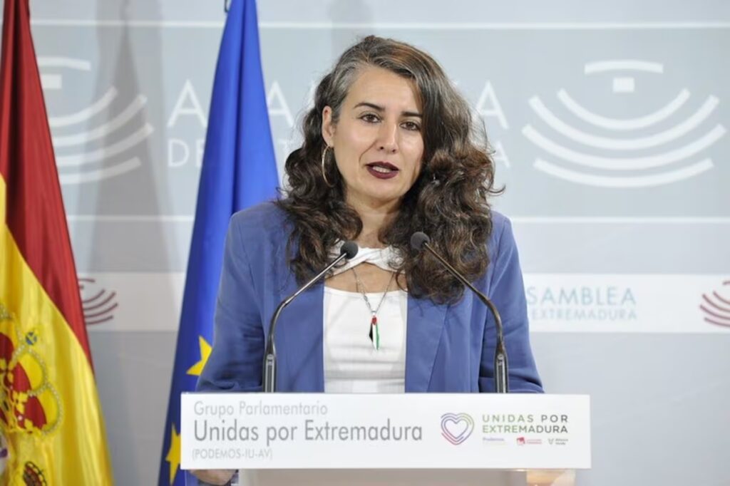 Podemos e IU se unen en Extremadura, pero se distancian en Andalucía