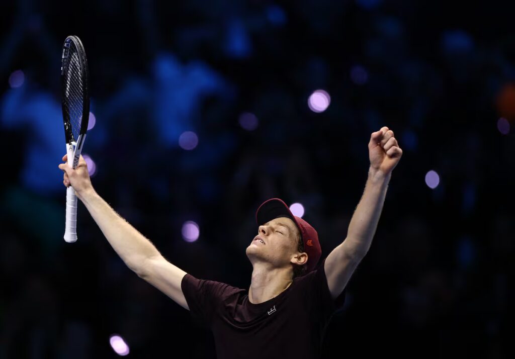 Alcaraz se enfrenta a la grandeza de Sinner en un emocionante duelo