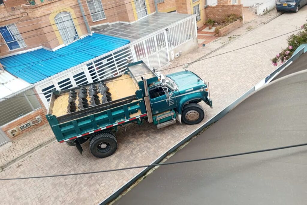 Autoridades colombianas desarticulan ataque con camión bomba en Tunja