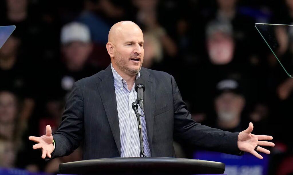 Boric presenta protesta a EE. UU. por comentarios del embajador designado por Trump