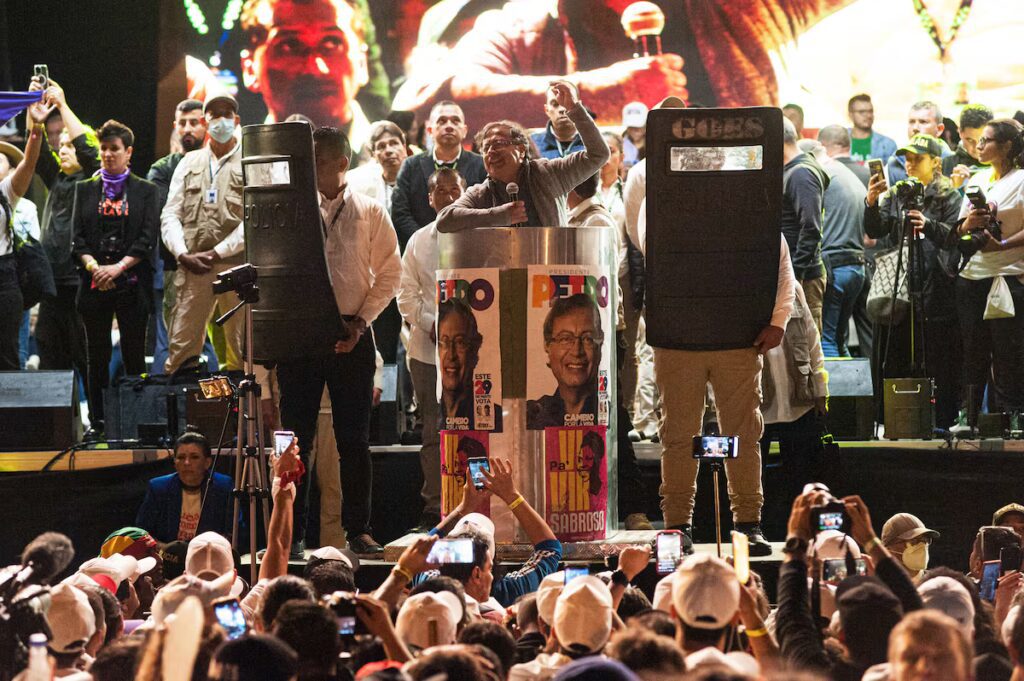 CNE complica campaña electoral de Petro y la izquierda en Colombia