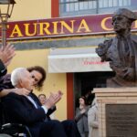 Camas honra a Curro Romero con un monumento en su reconocimiento