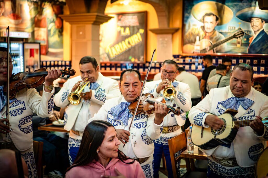 Centenario del Tenampa: El ícono del mariachi en Ciudad de México