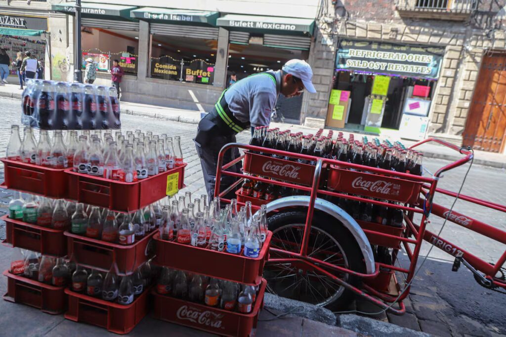Cooperativa Pascual y Gobierno de Sheinbaum negocian sobre el IEPS y salud pública