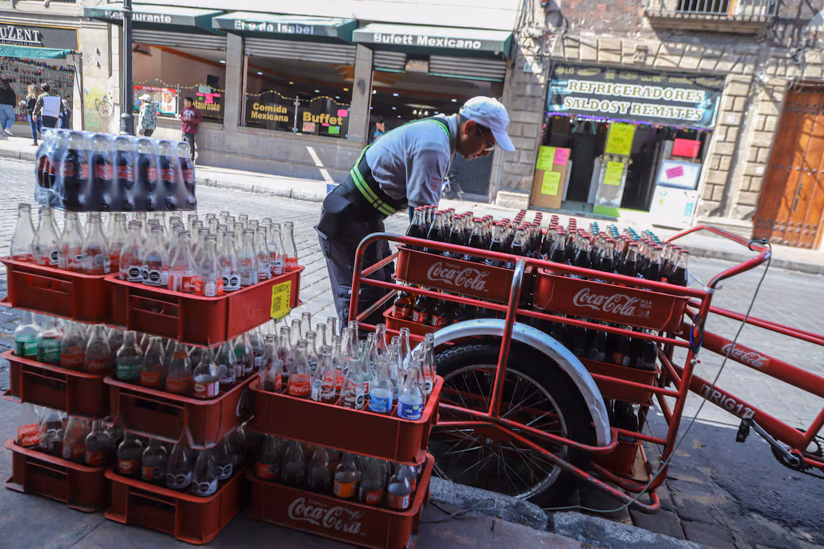 Cooperativa Pascual y Gobierno de Sheinbaum negocian sobre el IEPS y salud pública