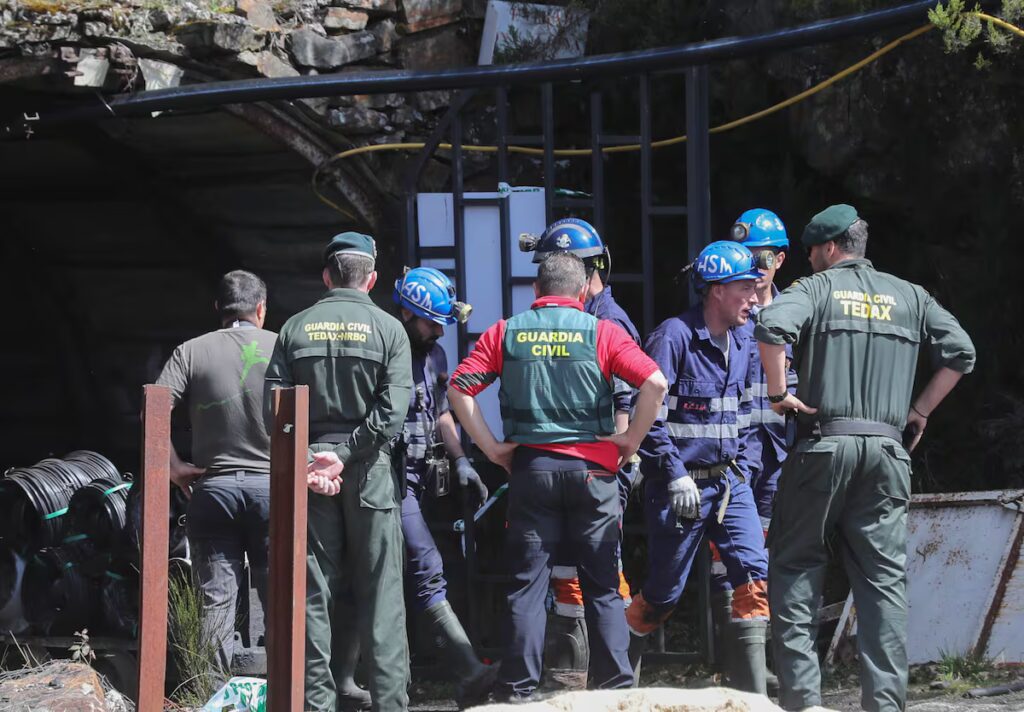 Descubren cuerpos de dos mineros atrapados en un derrumbe en Asturias
