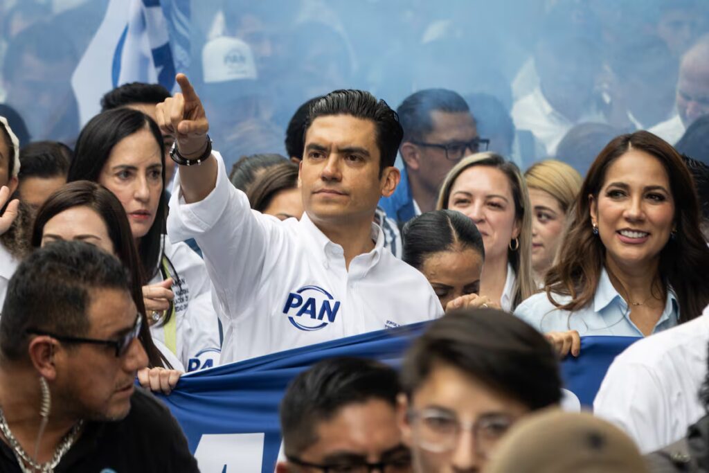 El PAN busca recuperar militantes en medio de crisis en México