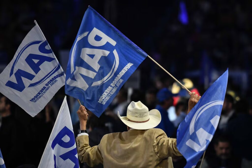 El PAN reforma estatutos para aliancias locales con nuevos partidos