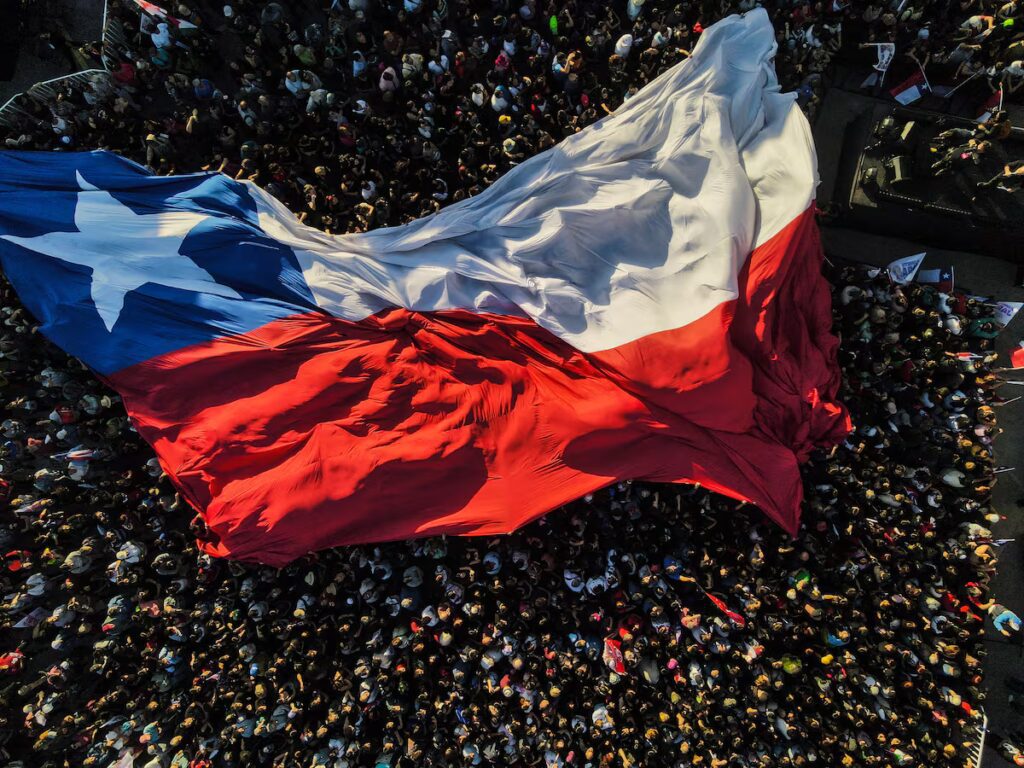 El 'Péndulo Chileno': Un Fantasma que Acecha las Elecciones Presidenciales