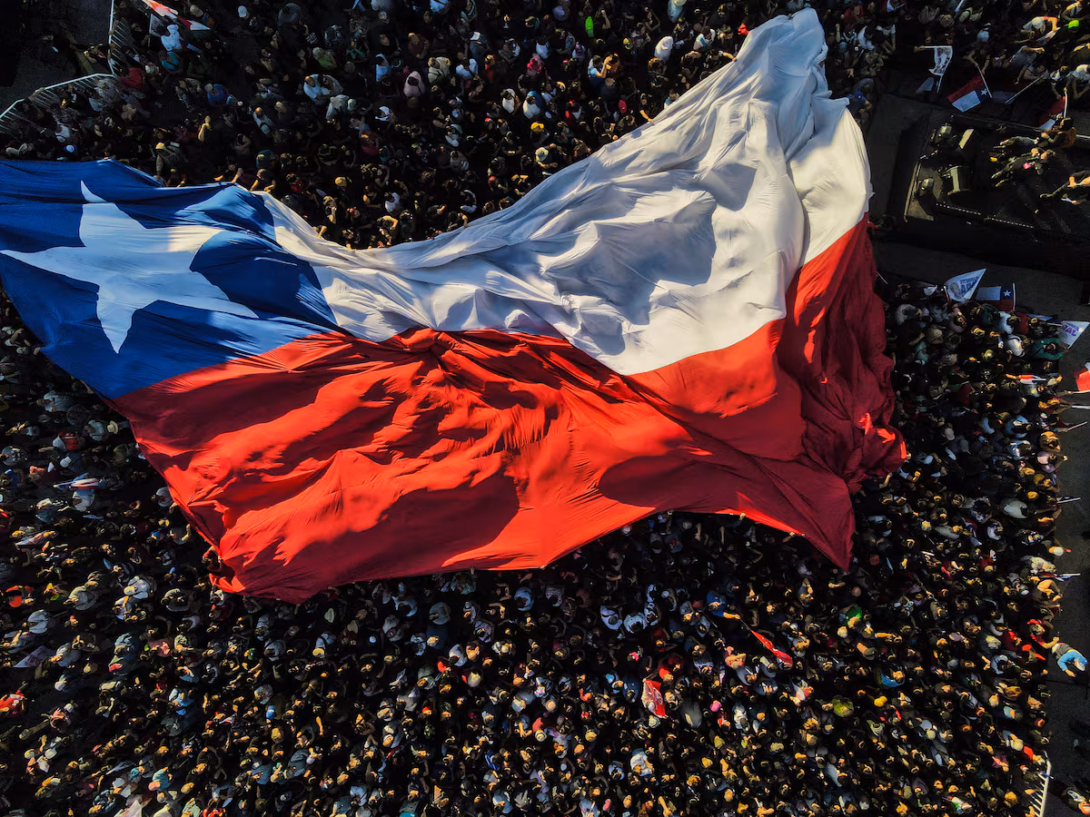 El 'Péndulo Chileno': Un Fantasma que Acecha las Elecciones Presidenciales
