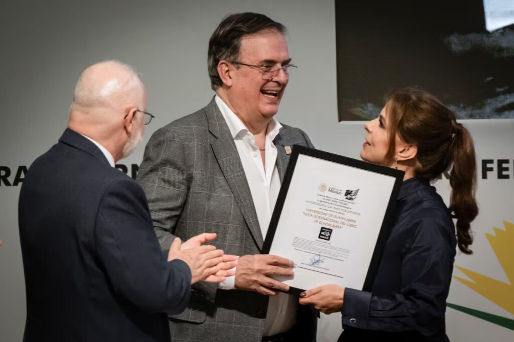 La 4T regresa con fuerza a la Feria del Libro de Guadalajara