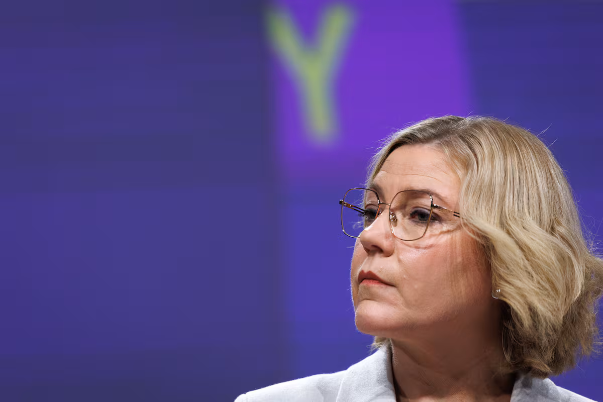 La UE otorga 16 meses adicionales a tecnológicas para regular su IA de riesgo