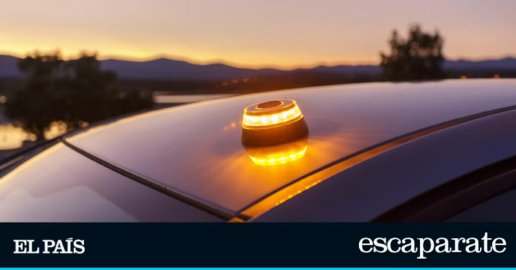 La baliza V-16 geolocalizada: la opción más económica y obligatoria en 2026.