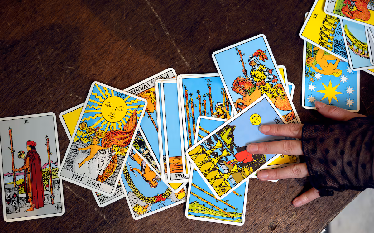 La conexión entre el método científico y el Tarot: ¿una posibilidad?