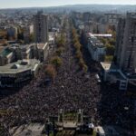 Masiva manifestación en Serbia contra el Gobierno de Vucic: 'No hay marcha atrás'