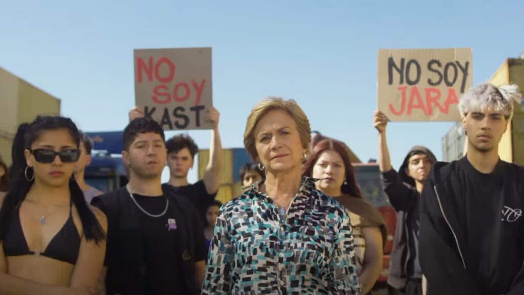 Matthei lanza rap contra la izquierda y provoca ira en Kast