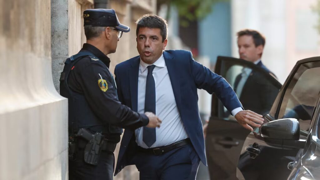 Mazón anunciará su futuro político hoy a las 9:00 en directo