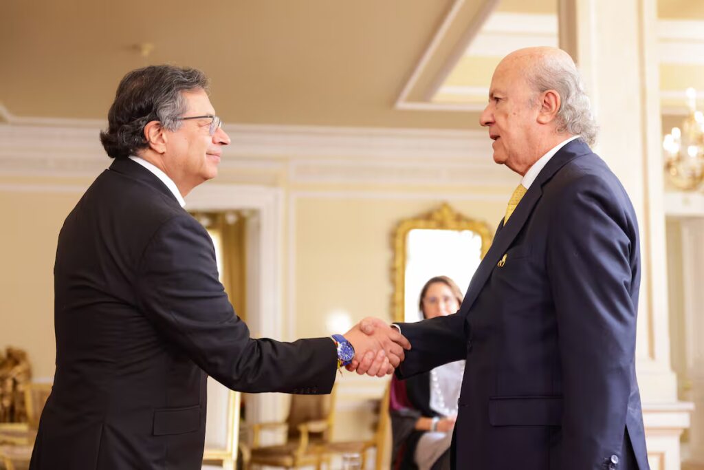 Petro busca consenso en las cortes con nuevo ministro de Justicia