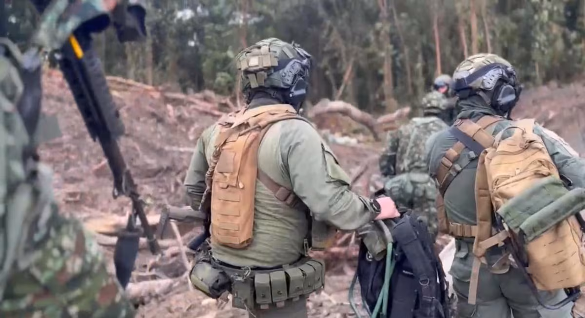 Petro y Mordisco: El enfrentamiento clave en la política colombiana