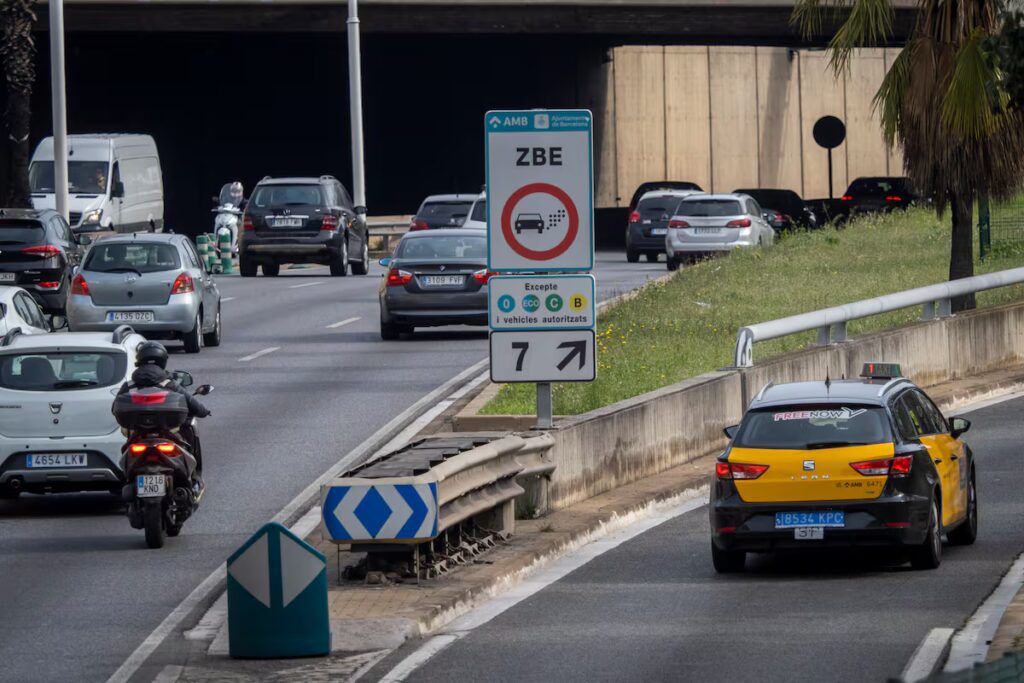 Protestas en Barcelona, Madrid y Granada contra Zonas de Bajas Emisiones