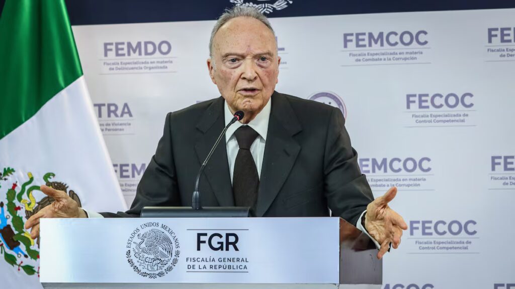 Sheinbaum analiza carta del Senado sobre posible salida de Gertz Manero