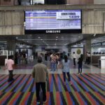 Trump ordena el cierre total del espacio aéreo venezolano