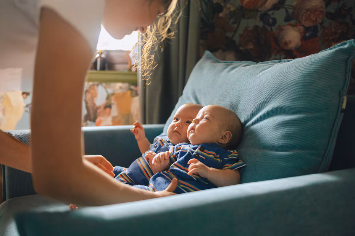 El entrelazamiento cuántico y su impacto en la comunicación entre gemelos
