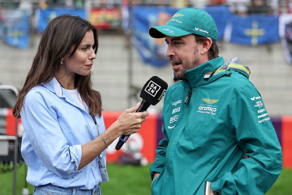 Fernando Alonso y Melissa Jiménez anuncian la llegada de su primer hijo