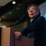 Gustavo Petro enfrenta recortes de gasto al final de su mandato