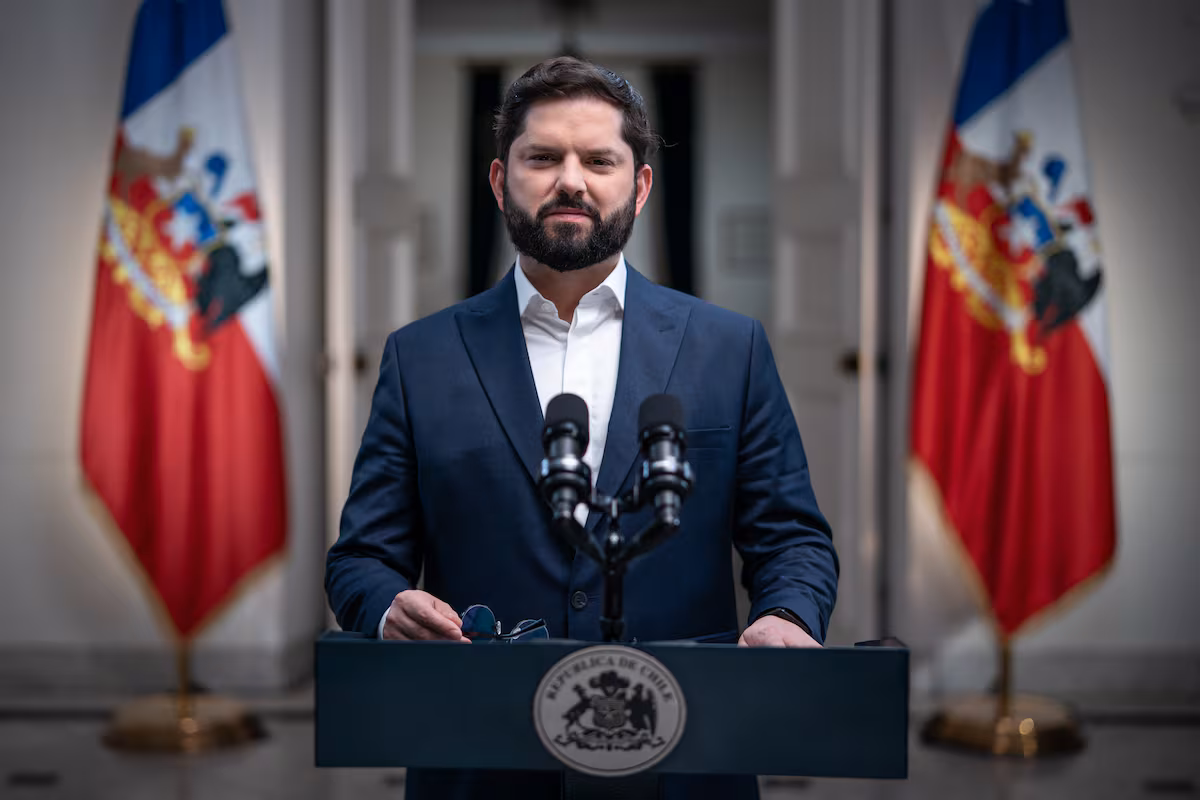 Identidades Rígidas y Emociones Congeladas: Un Análisis Profundo