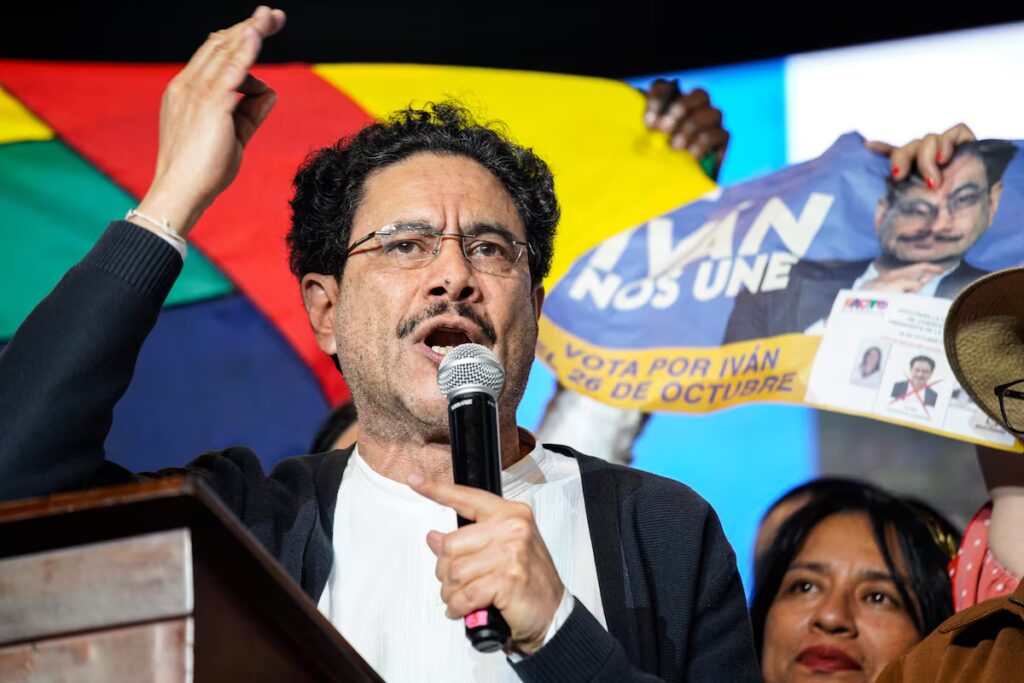 Iván Cepeda lidera las encuestas para la presidencia en Colombia
