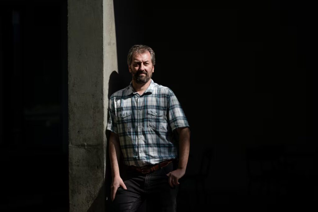 Matías Bargsted critica a Kast: "Esconde muchas cartas"