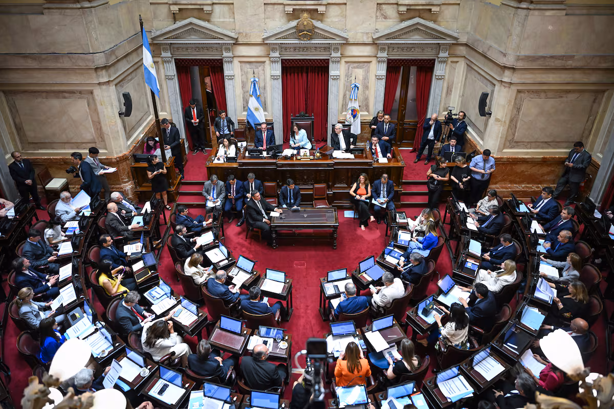 Milei logra aprobar su primer presupuesto en el Congreso argentino