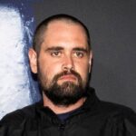 Nick Reiner enfrenta cargos de asesinato por la muerte de sus padres