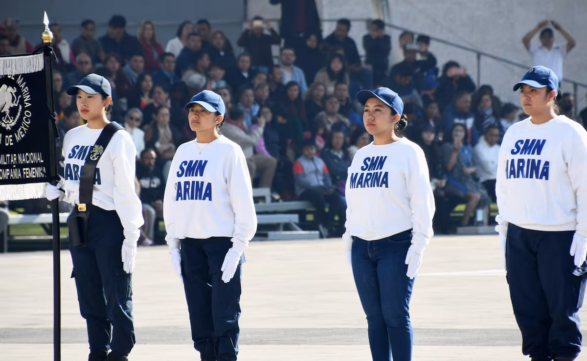“Servicio Militar Voluntario en México: Nudos, Rapel y Primeros Auxilios para Mujeres”