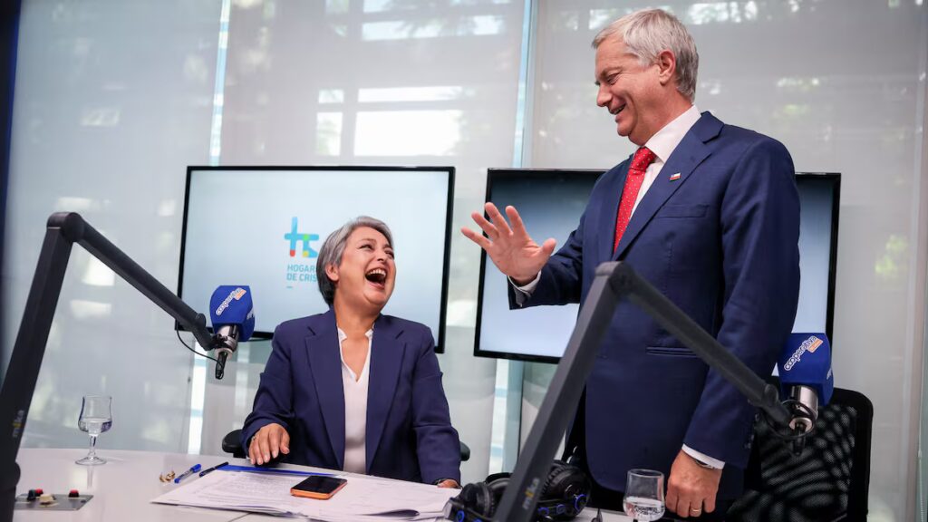 Último 'cara a cara' entre Jara y Kast: Debate Anatel de segunda vuelta