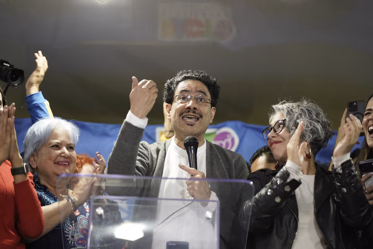 ¿Qué pasaría si Cepeda gana? Análisis de sus posibilidades