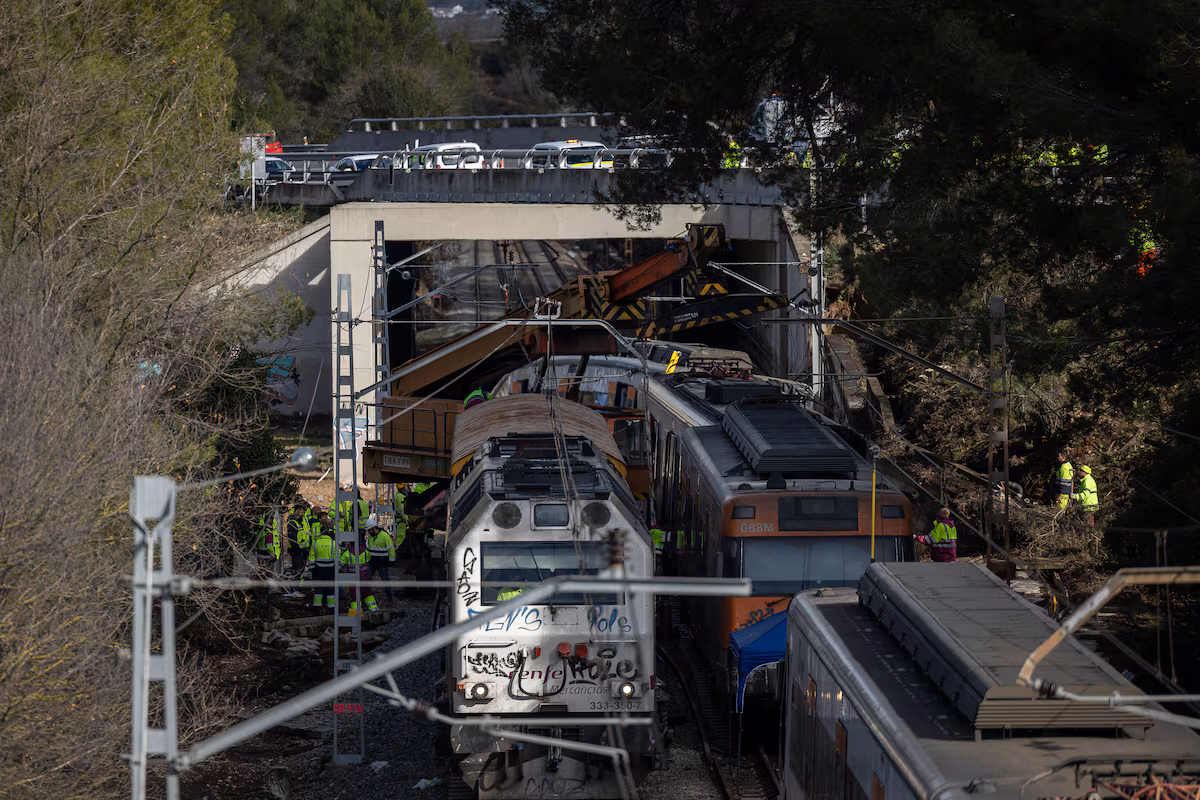 Accidente de tren en Córdoba: Sánchez asume responsabilidades tras choque en Adamuz