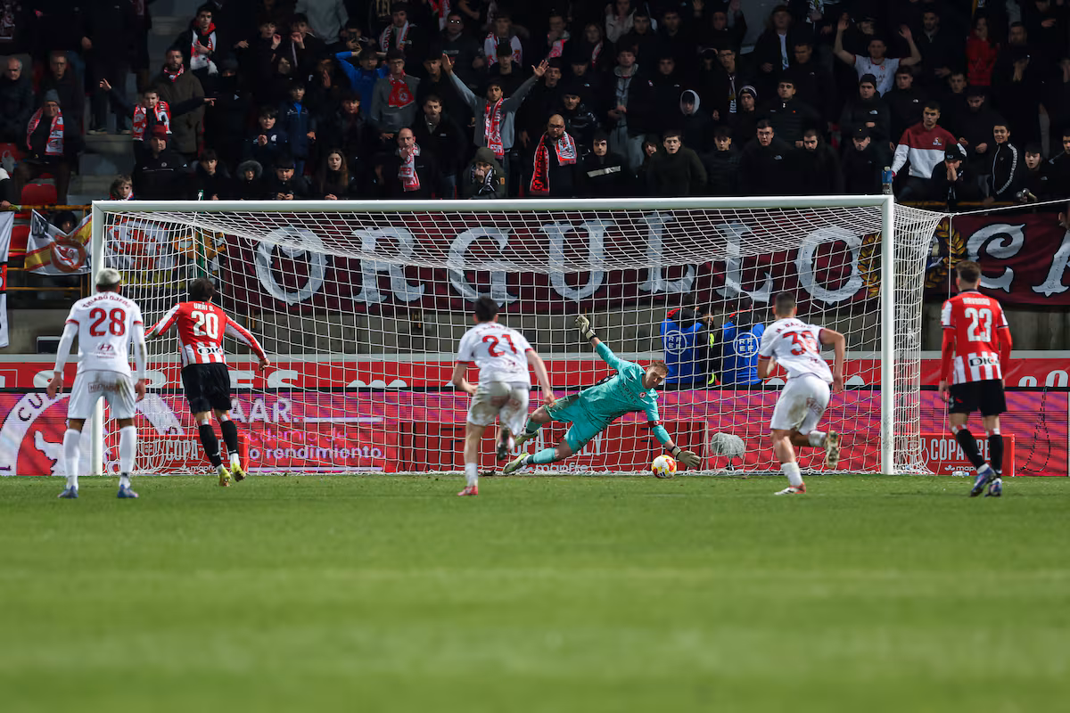 Athletic lucha y Cultural avanza; Real derrota a Osasuna en penaltis