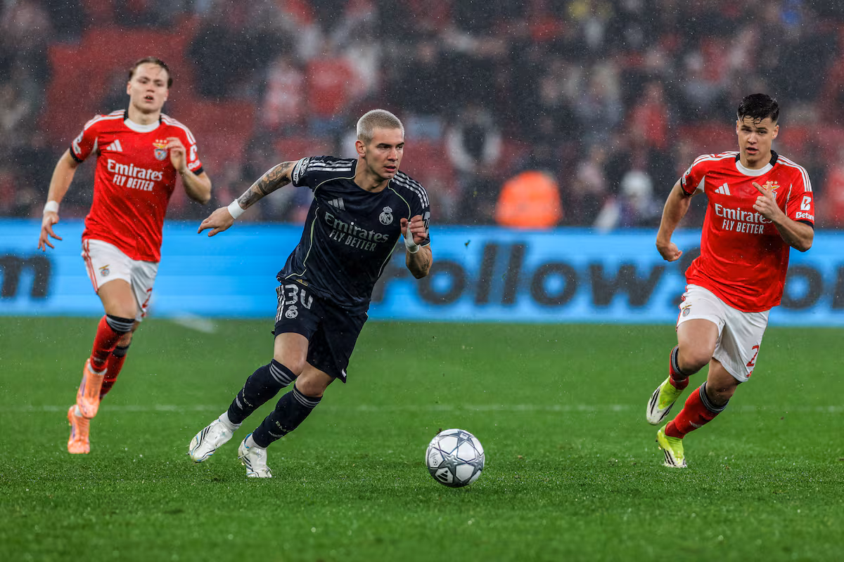 Benfica derrota al Real Madrid y lo saca de los primeros puestos