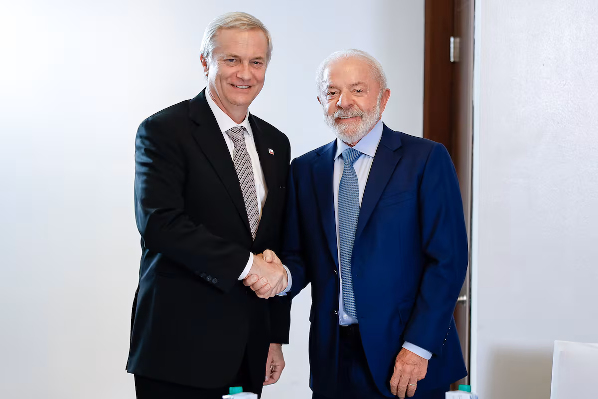 Kast y Lula: Un Encuentro que Supera Diferencias Políticas en Brasil