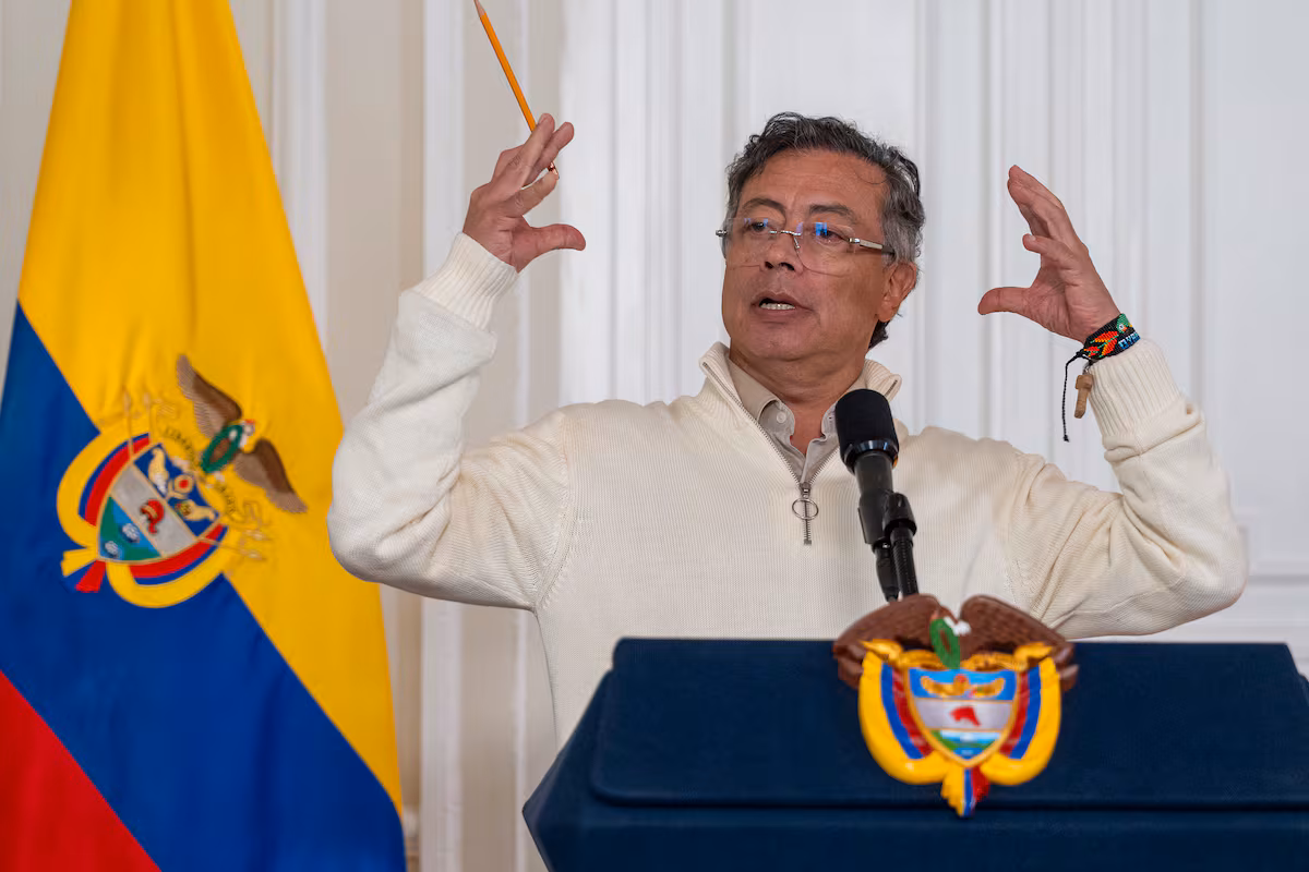 Petro exige devolver a Maduro y juzgarlo en Venezuela: revive crítica a Trump