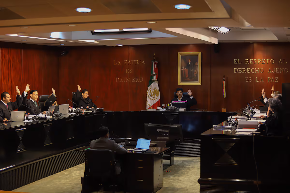 Suprema Corte proporciona camionetas blindadas a sus ministros