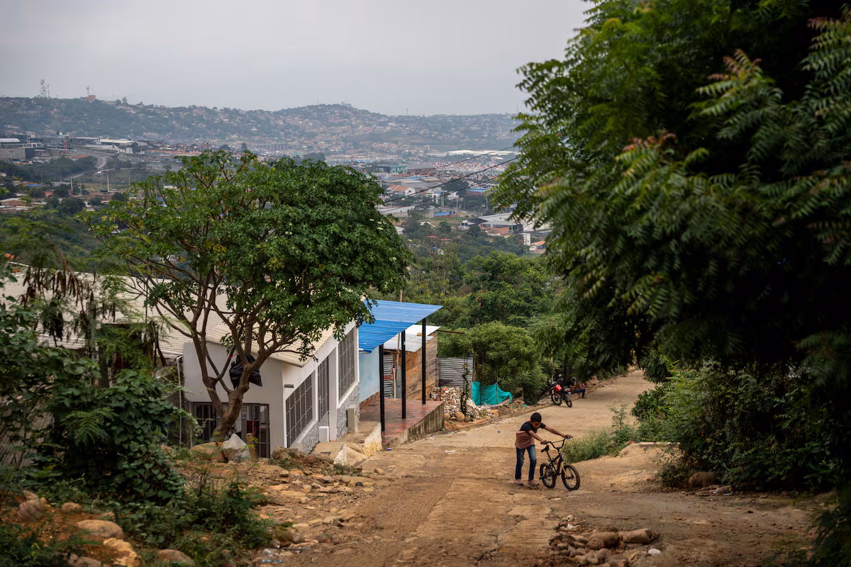 Venezolanos buscan refugio en La Esperanza, comunidad fronteriza de incertidumbre