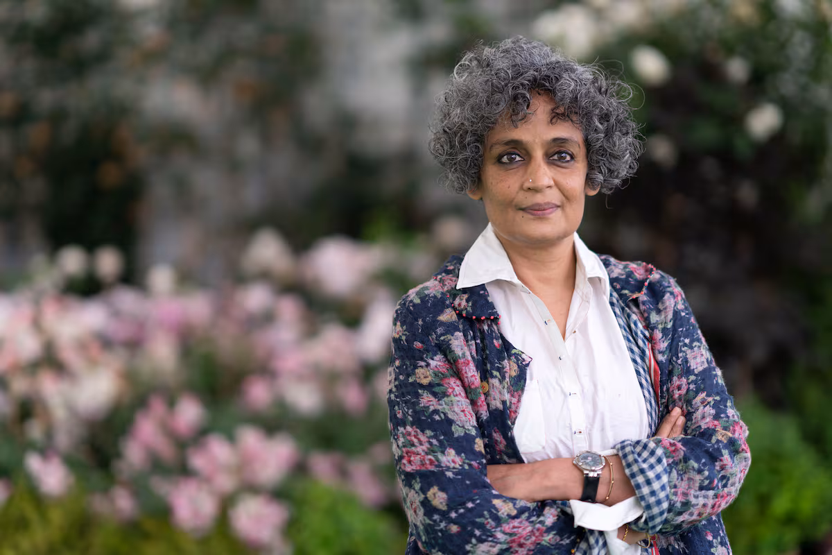 Arundhati Roy renuncia a la Berlinale por el silencio del jurado sobre Gaza