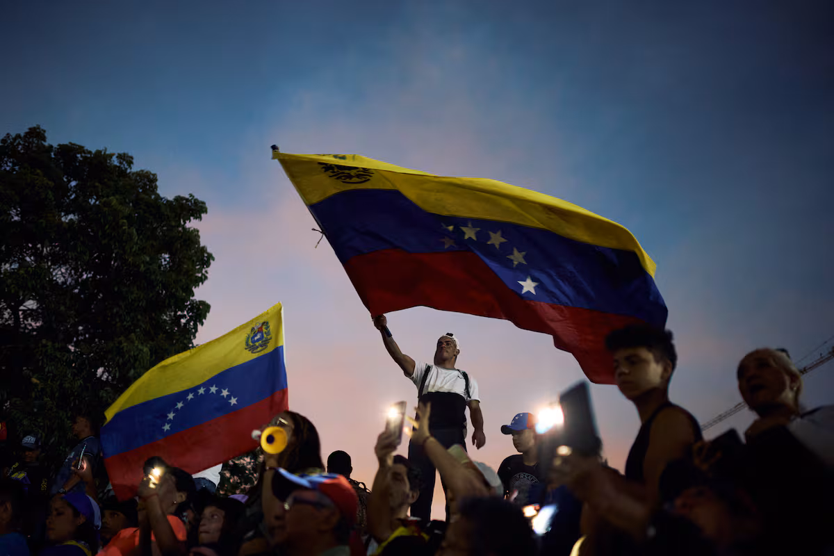Chavismo promete amnistía urgente para críticos y manifestantes en Venezuela
