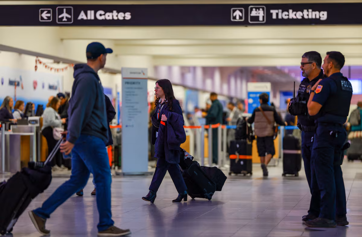 EE. UU. cierra el aeropuerto de El Paso por drones del narco mexicano